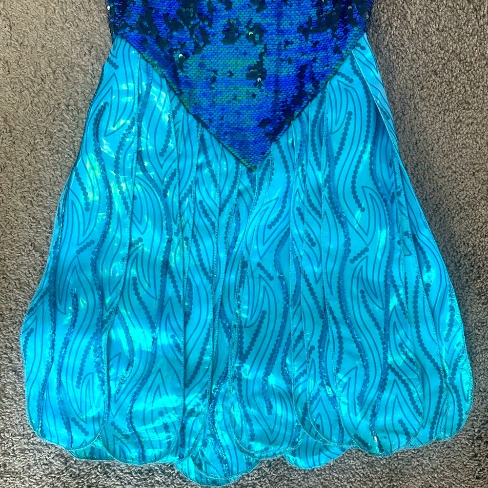 Sequins Mermaid Tail Skirt - Women’s - Picture 4 of 16